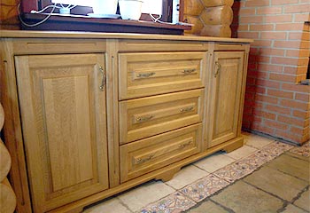 Manufacturing furniture for order from solid wood