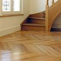 Oak solid wood flooring